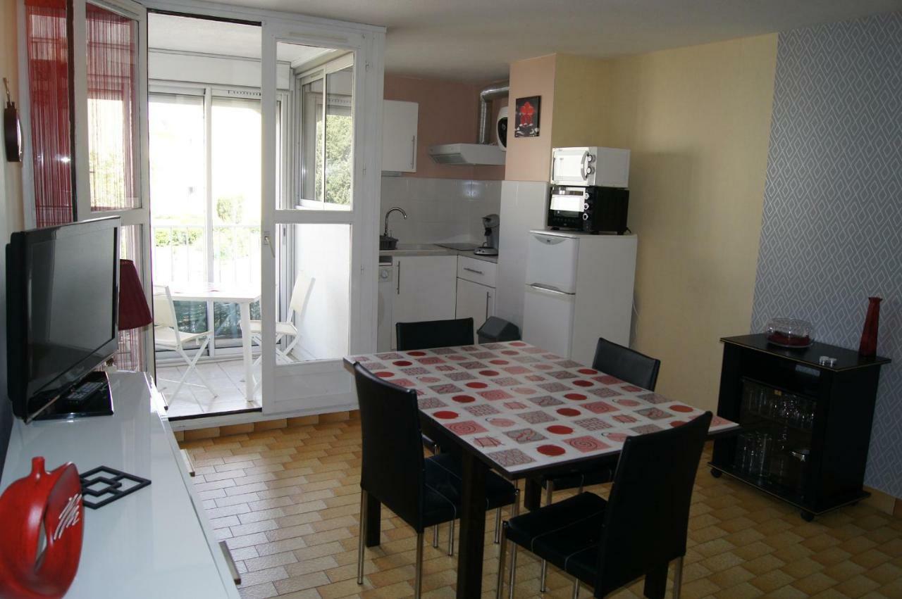 Les Locations de Lara I - T2 spacieux Loggia Parking privatif Près port, plage, Ile Loisirs Agde Extérieur photo