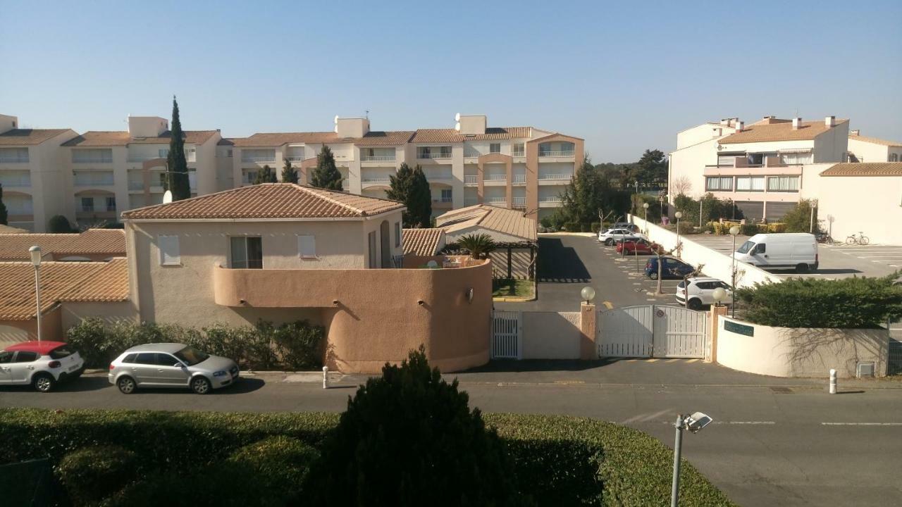Les Locations de Lara I - T2 spacieux Loggia Parking privatif Près port, plage, Ile Loisirs Agde Extérieur photo