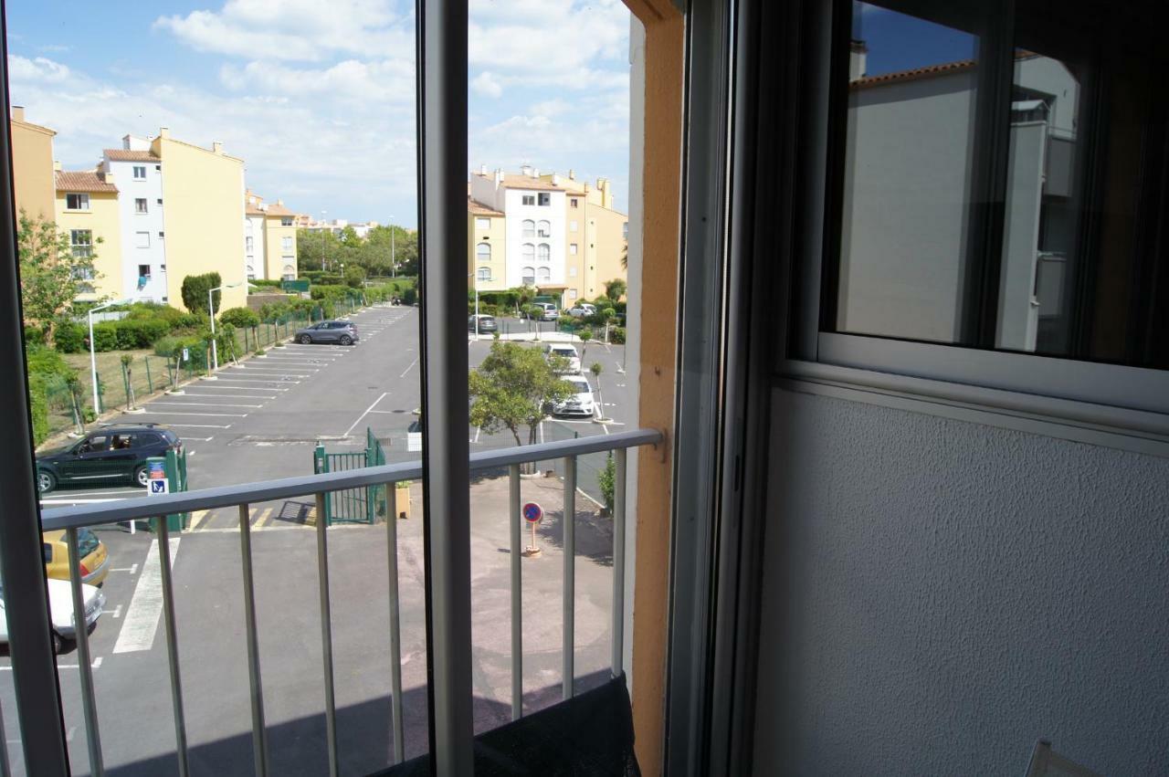 Les Locations de Lara I - T2 spacieux Loggia Parking privatif Près port, plage, Ile Loisirs Agde Extérieur photo